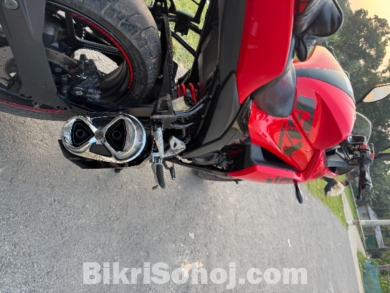 Suzuki Gixer sf fi abs